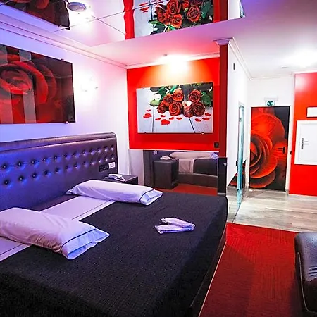 Motel Venus Santiago Santa María