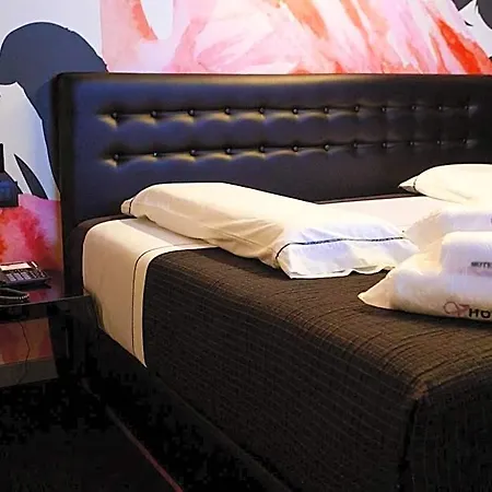 Venus Santiago Motel