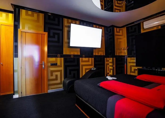 Venus Santiago Мотель Луоу